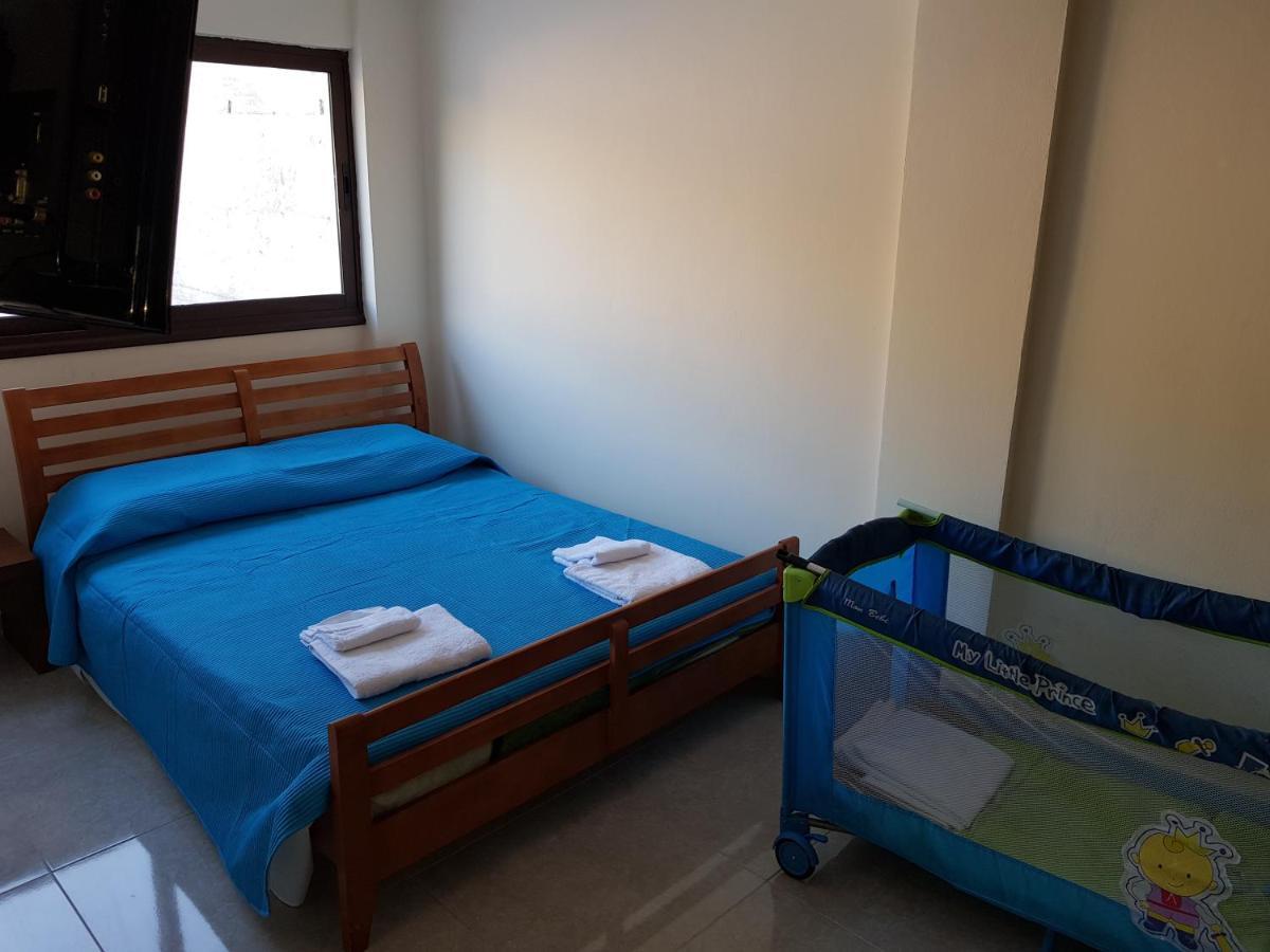 Joanna Sunset Apts Pomos Exterior foto